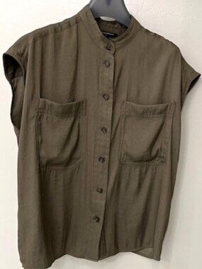 Banana Republic Button Front Top